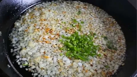 Fry the Aromatics & Add the Peppers